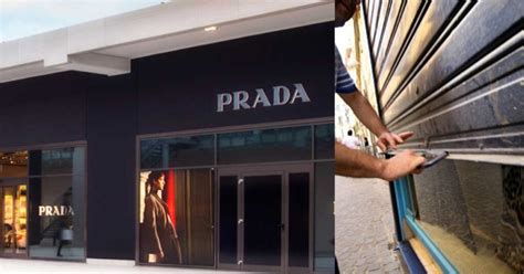 spaccio prada marche casette d& 39|Prada .